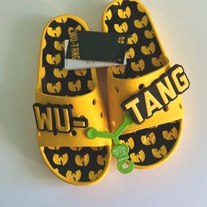 Wu-Tang x Crocs NWT size M6/W8